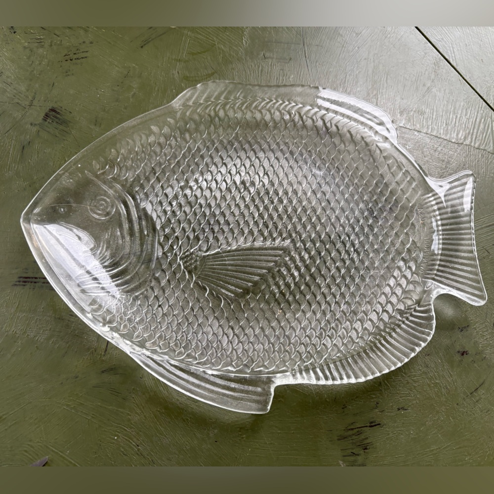 🧡 2/$15 🧡 Fish Crystal Plate